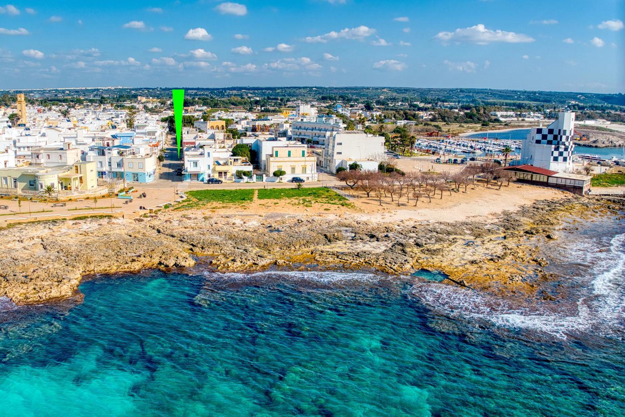 B&B Il Comandante A 100 M Dalla Spiaggia Torre San Giovanni Ugento Exteriör bild
